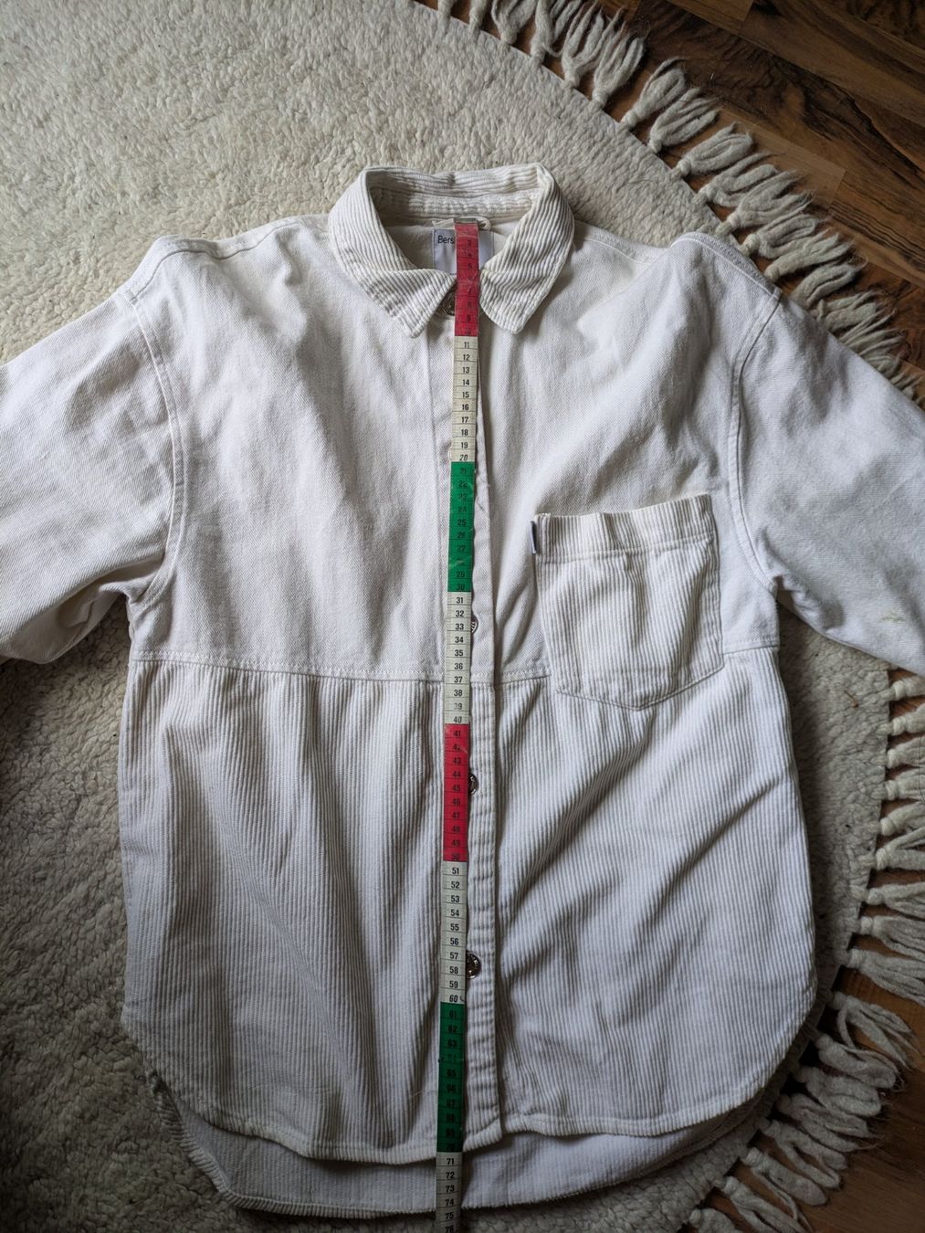 Bershka Camicette: Cord/Jeans - Hemd, Grösse S – Usato da Schwyz venduto da Magdalena86 5