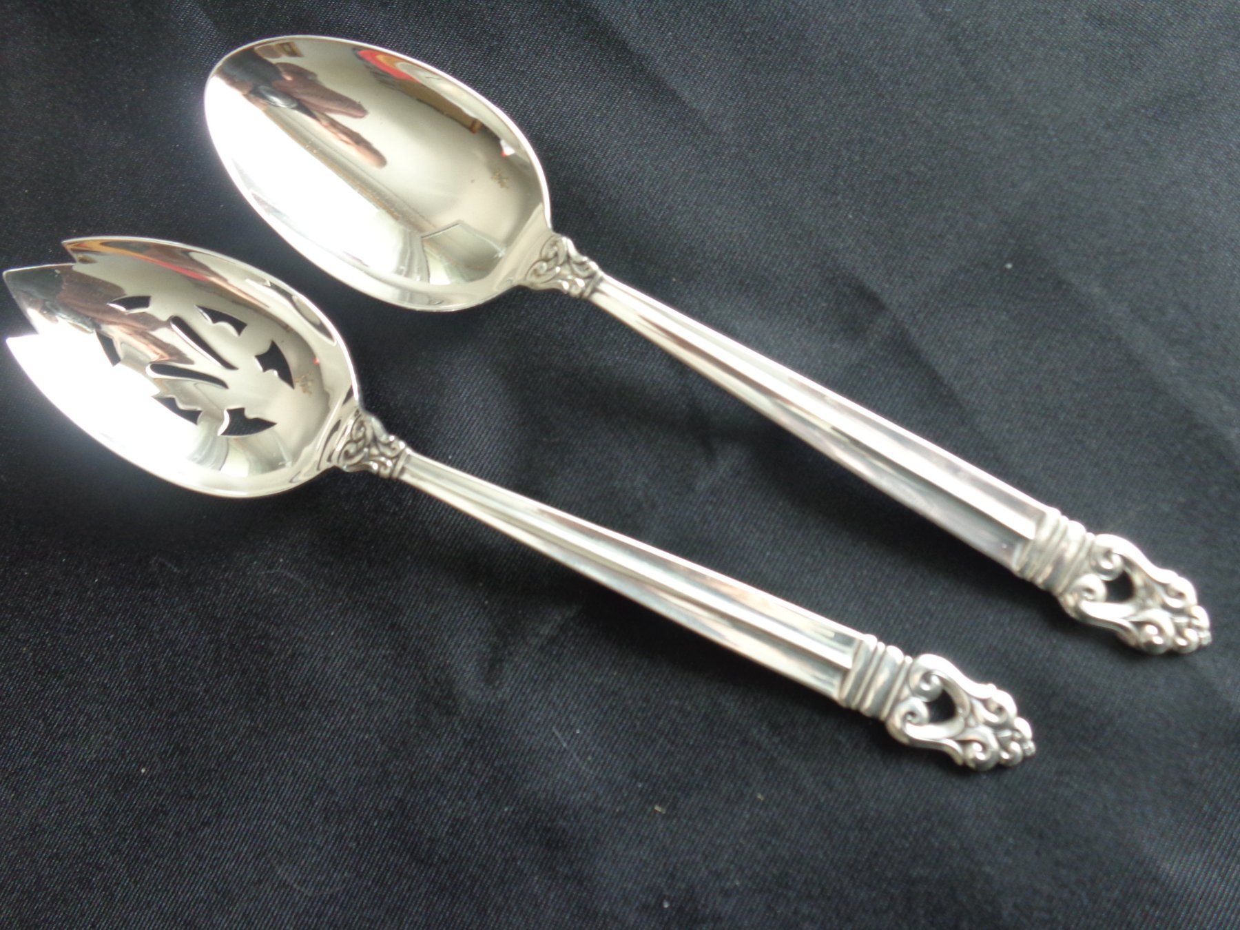 Bestecksets: * COUVERTS A SERVIRE ROYAL DANISH STERLING COMME NEUF – Neu (gemäss Beschreibung) aus Morges von videcavegrenier