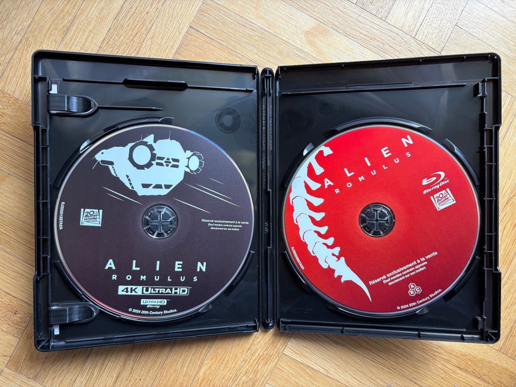 Tutti i DVDs: Alien: Romulus - mit Slipcover - 4K UHD + Blu-ray – Nuovo (secondo la descrizione) da Zürich venduto da Malcom 1