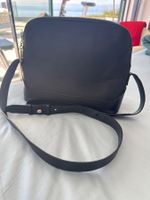 Sac CELINE Paris bleu marine foncé en cuir -Made in Italy