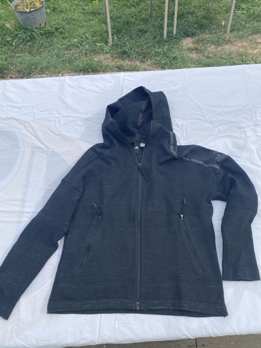 Jacken: Veste adidas T. L – Gebraucht aus Lonay von Ikoko