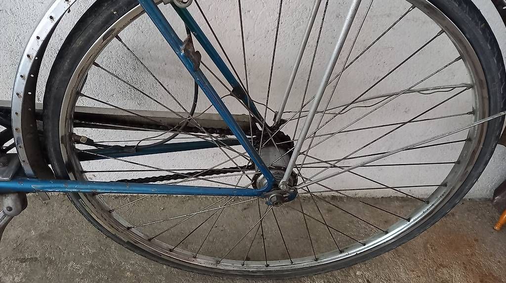 Vélos: Vélo ancien dame – D'occasion à Les Prés-d'Orvin par nabucco6 1