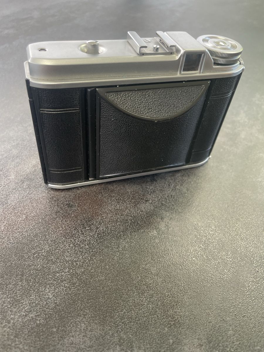 Voigtländer Fotocamera: Fotokamera Voigtländer - Perkeo I – Usato da Lengnau BE venduto da Nitowa 5