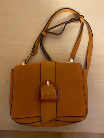Umhängetasche orange Wildleder Optik