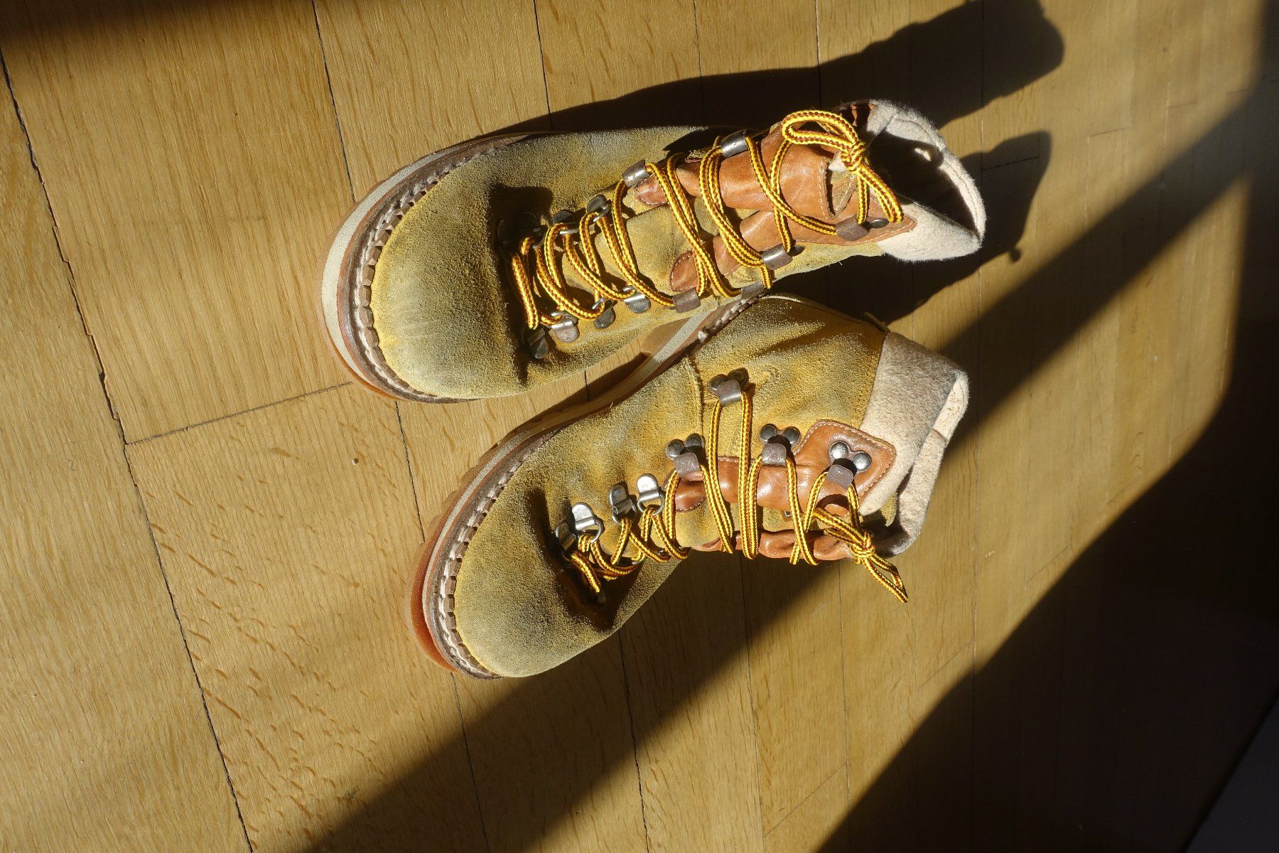 Scarpe da donna: Winterschuhe aus Leder – Usato da Bern venduto da amylim 4