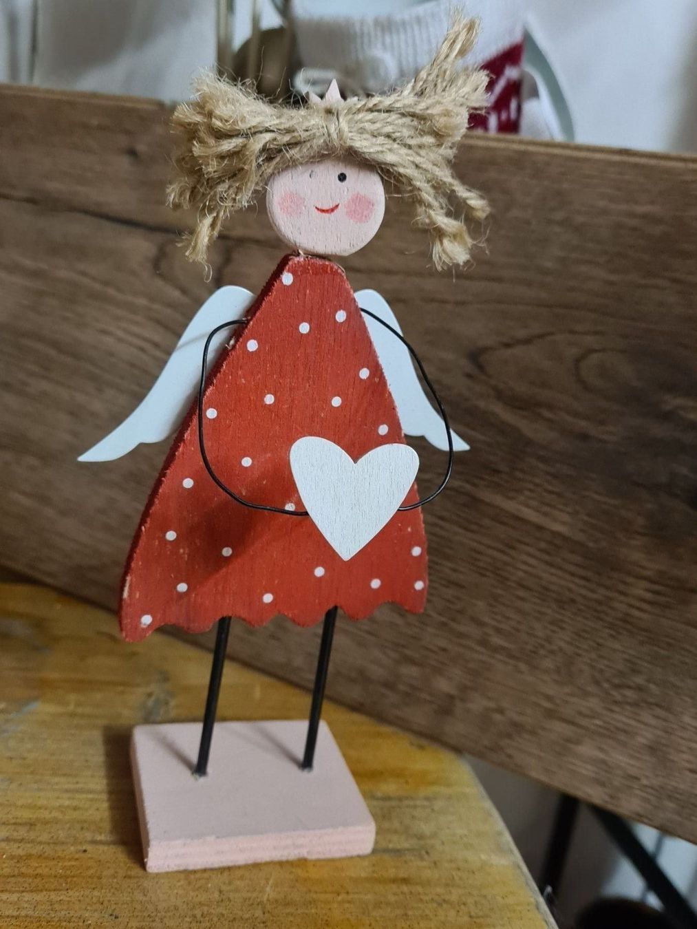 Tutte le decorazioni: Weihnachts Holz Deko Engel – Nuovo (secondo la descrizione) da Amriswil venduto da kleindeko