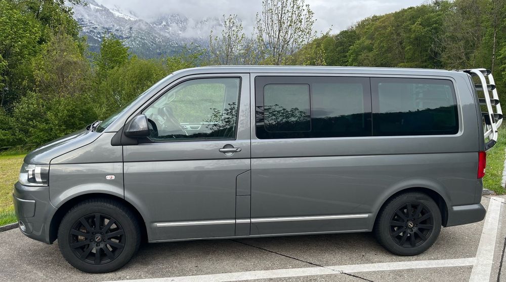 VW Multivan T5 mit Campingausbau (4 Motion)