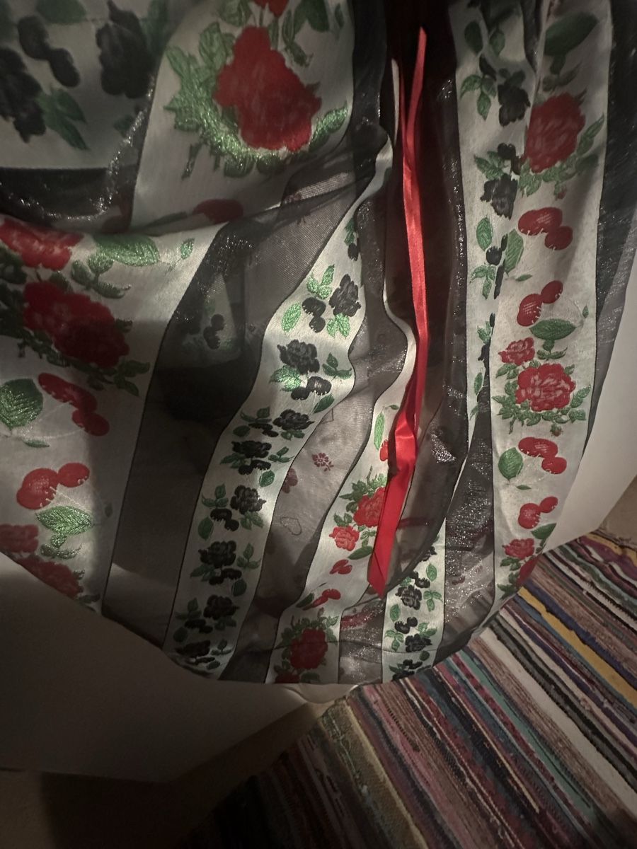 Robes: Dirndel – D'occasion à Oensingen par Troedler81