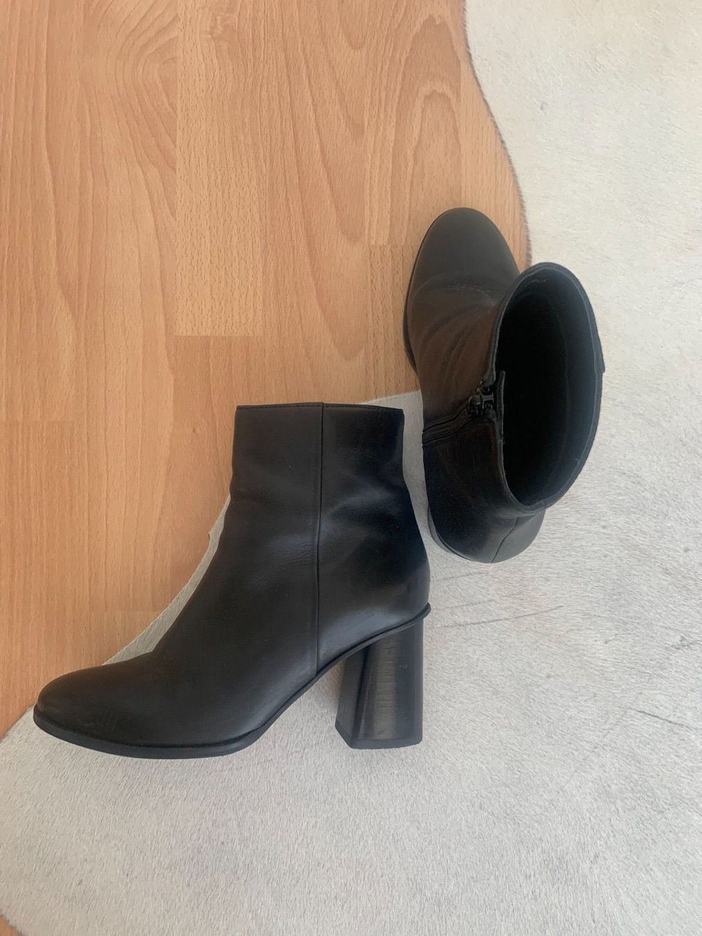 Damenschuhe: Siefeletten KIOMI – Gebraucht aus Uster von m_21 2