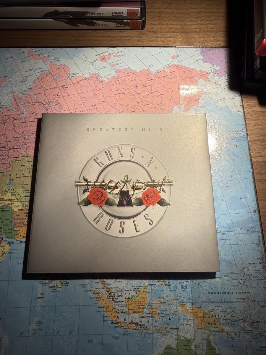 CD:  Guns N' Roses Greatest Hits CD  – Usato da Flaach venduto da Filmklopper87