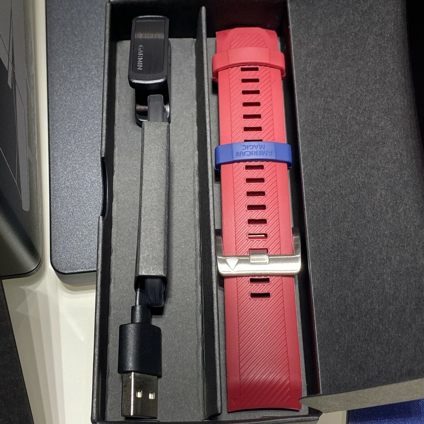 Garmin Smartwatch: Garmin Marq Captain American Magic Edition – Nuovo (secondo la descrizione) da Gutenswil venduto da Cresto 2