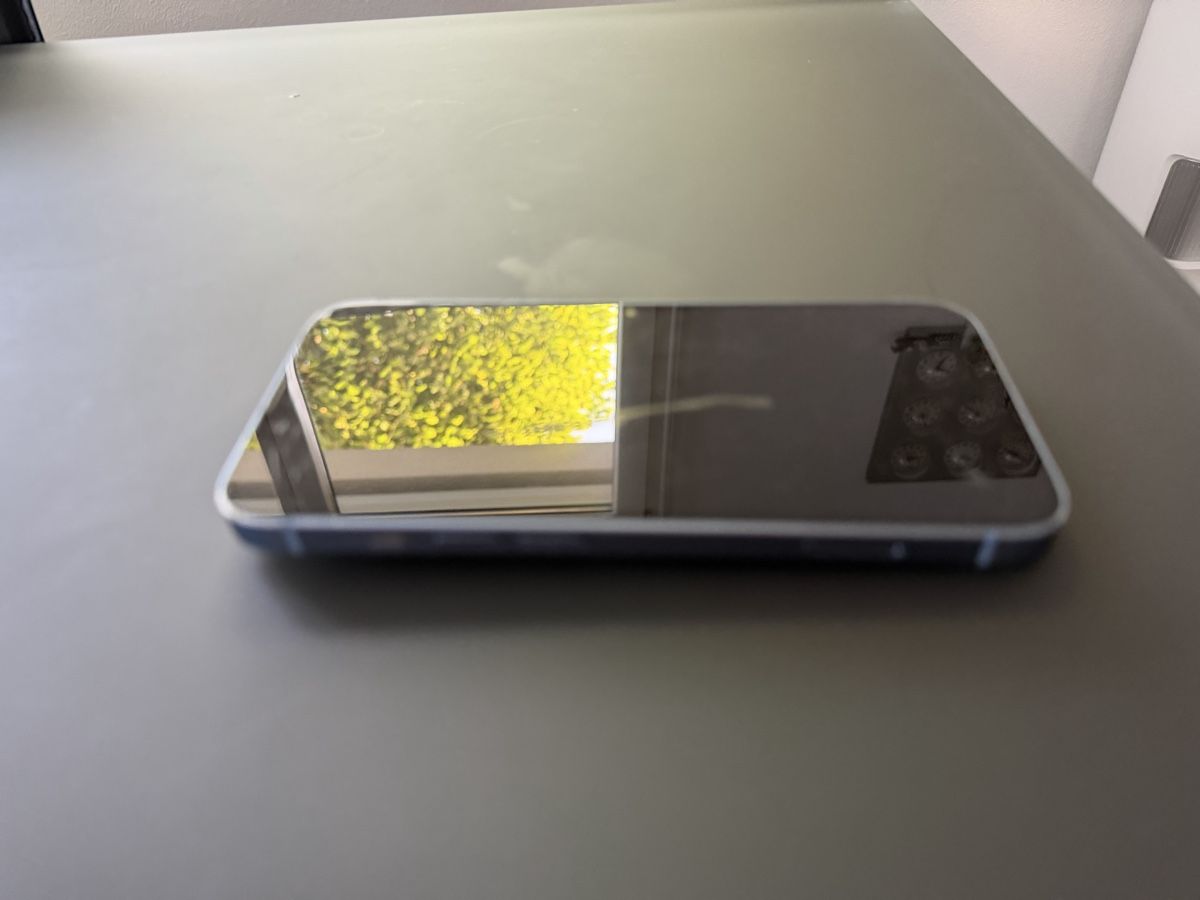Apple Telefoni cellulari / Smartphones: iPhone 14 smartphone hellblau Zustand neuwertig – Usato da Allschwil venduto da die_vjt5 1