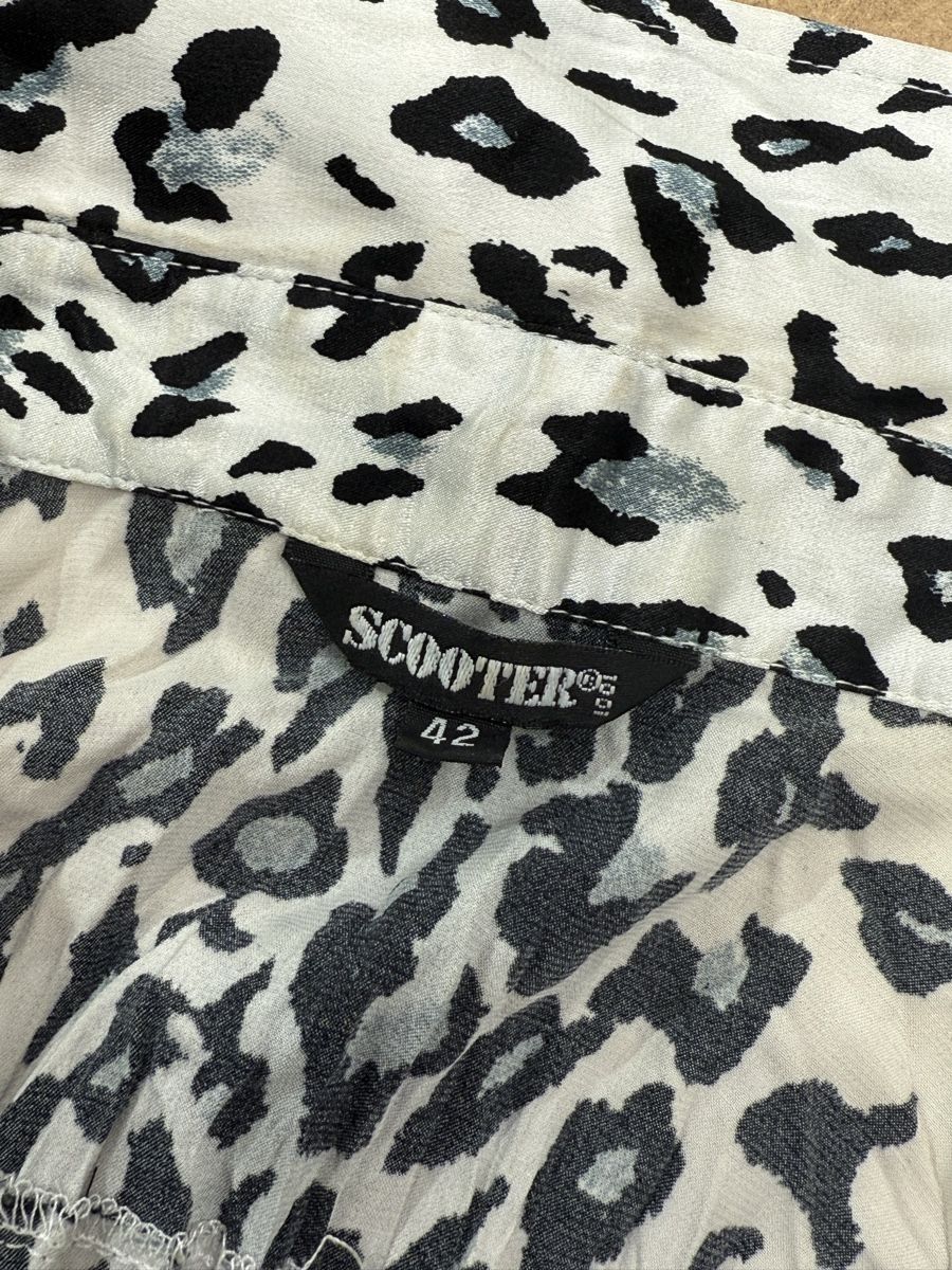 Camicette: Leoprint black and white wrinkle blouse – Nuovo (secondo la descrizione) da Gächliwil venduto da dom_652g 5