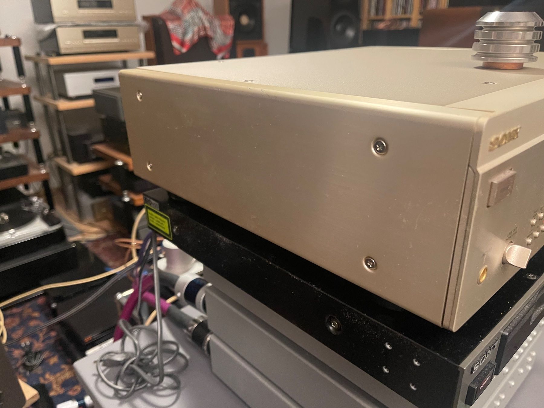 Sony Multimediaplayer & Streamer: SONY CD-PLAYER XA50ES CHAMPAGNER - TOP – Gebraucht aus Wald ZH von  5