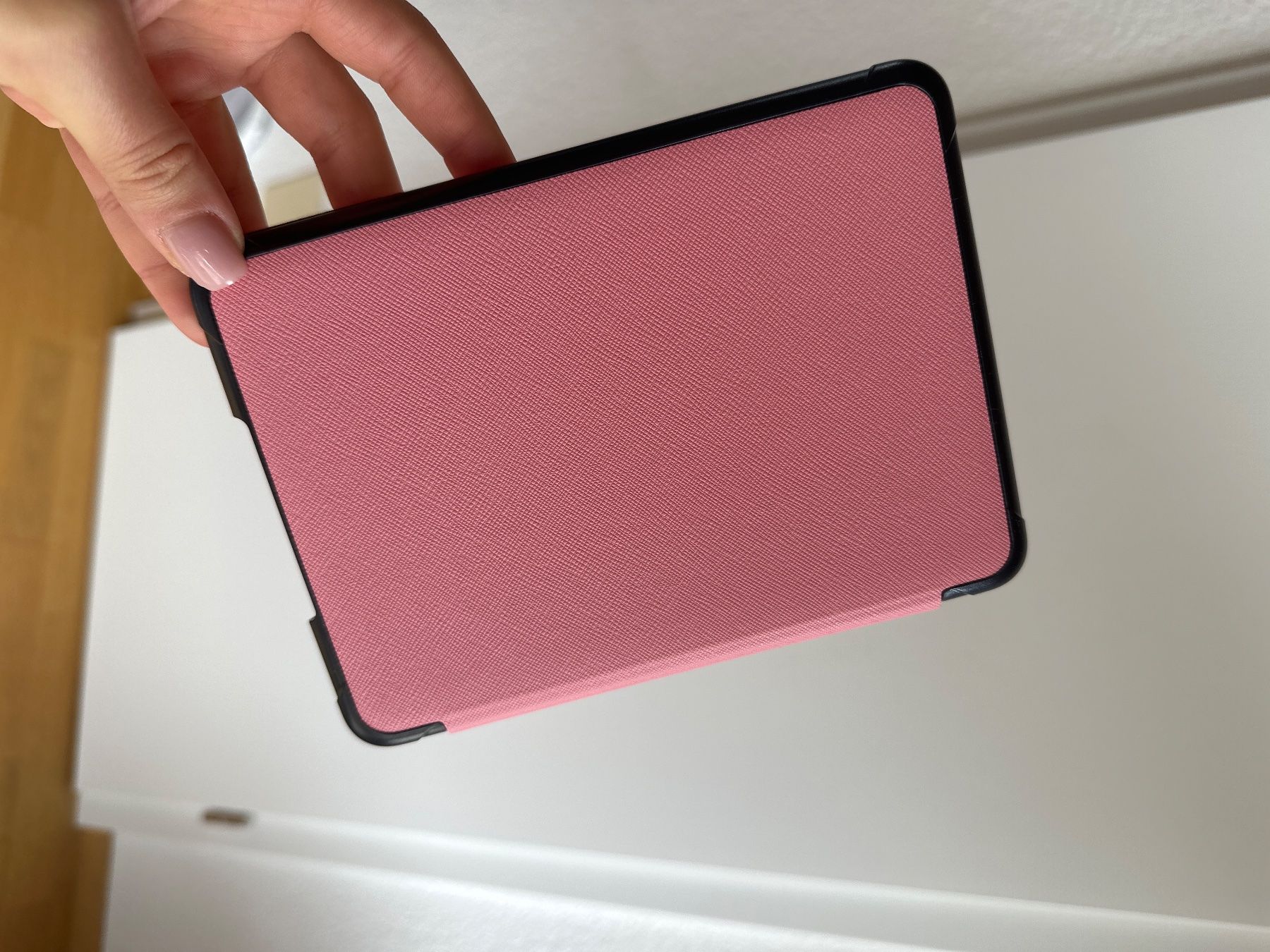 Cover & Protezioni schermo: Kindle Hülle Rosa – Nuovo e nell'imballaggio originale da Spiegel b. Bern venduto da sim_xb6q 1