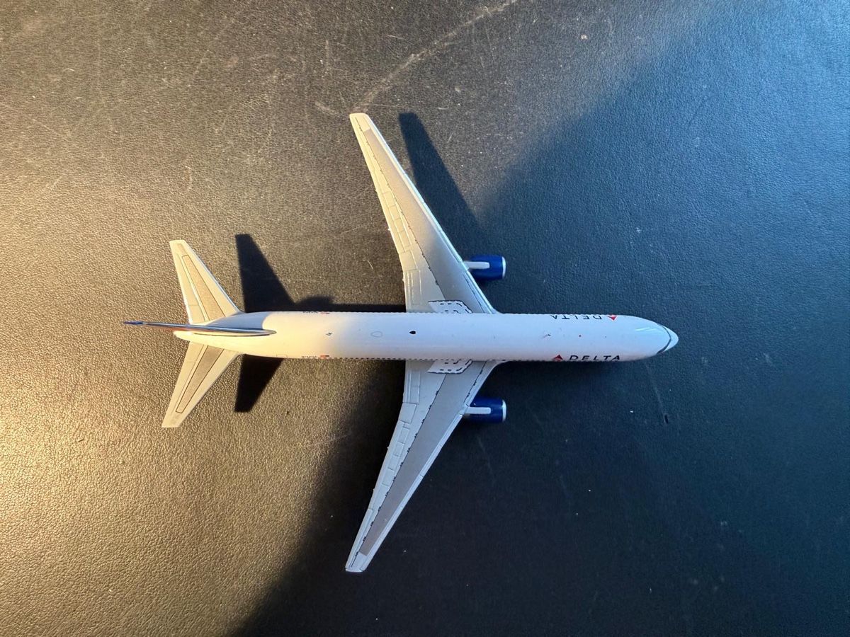 Kit di modellismo & Modellini statici: 1:400 Gemini Jets Delta 767-300 – Nuovo (secondo la descrizione) da Muri b. Bern venduto da sab_2gz7 3