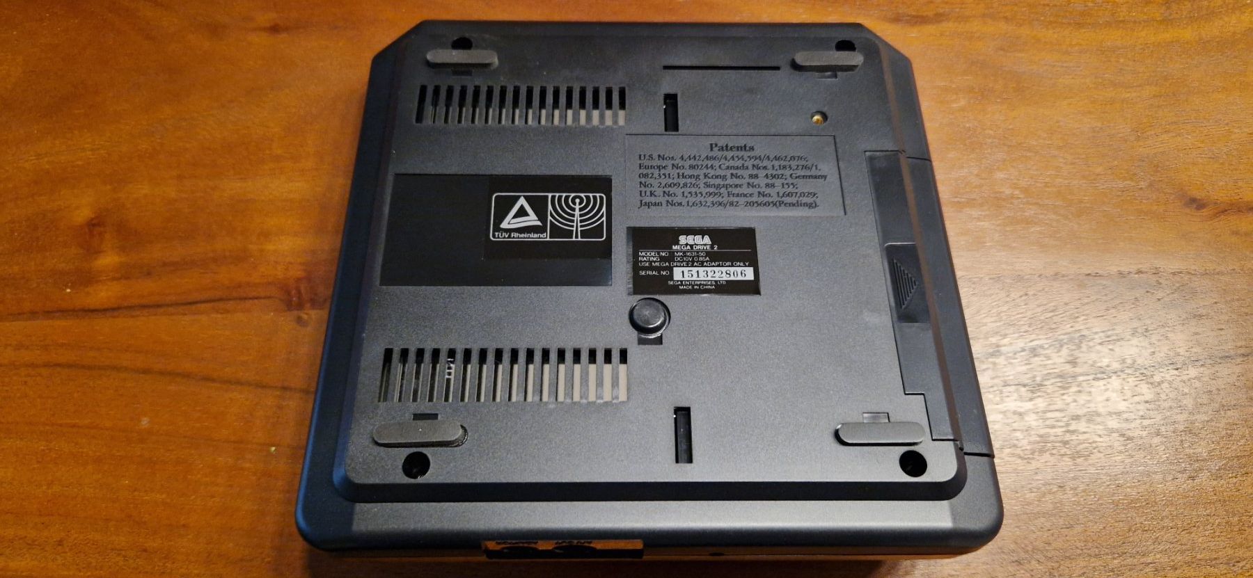 Sega Console: Sega Mega Drive II – Nuovo e nell'imballaggio originale da Effretikon venduto da American_Sportswear 1