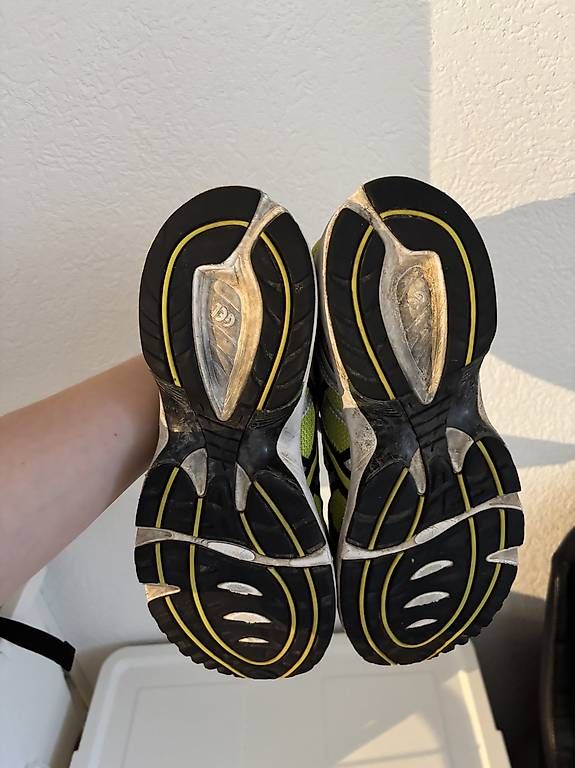 Herrenschuhe: Asics Sneaker – Gebraucht aus Ennetbaden von julija. 3