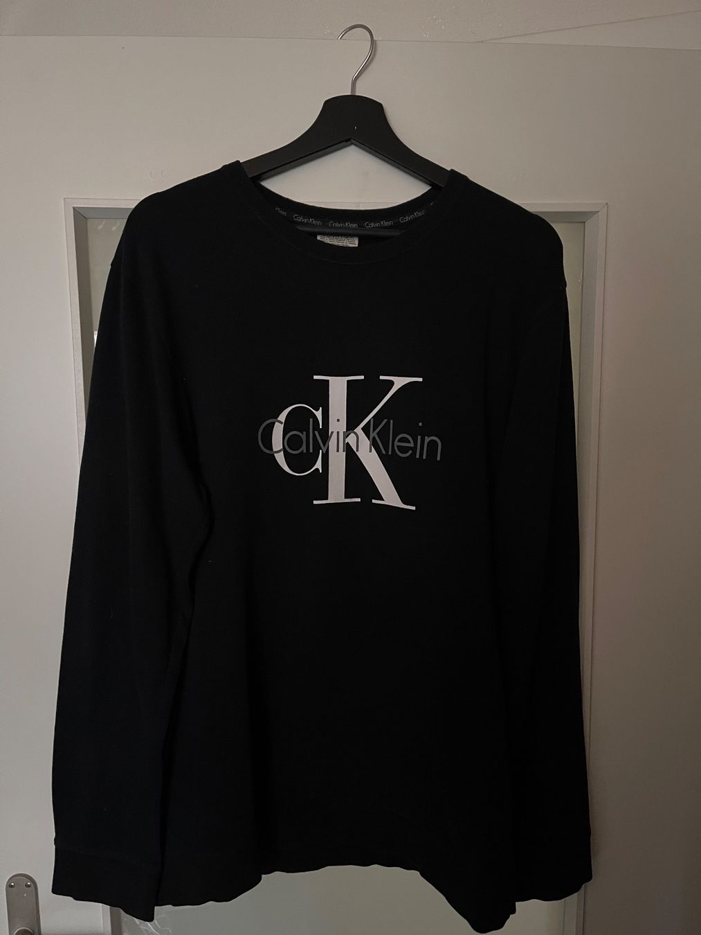 Calvin Klein Maglioni & Felpe: Calvin Klein Pulver, Grösse L – Nuovo (secondo la descrizione) da rothrist venduto da gymmen