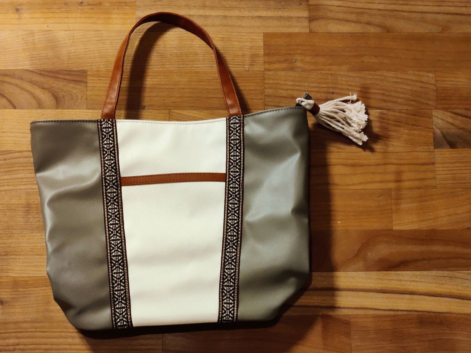 Borse: Handtasche mit passender kleiner Clutch – Nuovo (secondo la descrizione) da Birmensdorf ZH venduto da Nebuliane 2