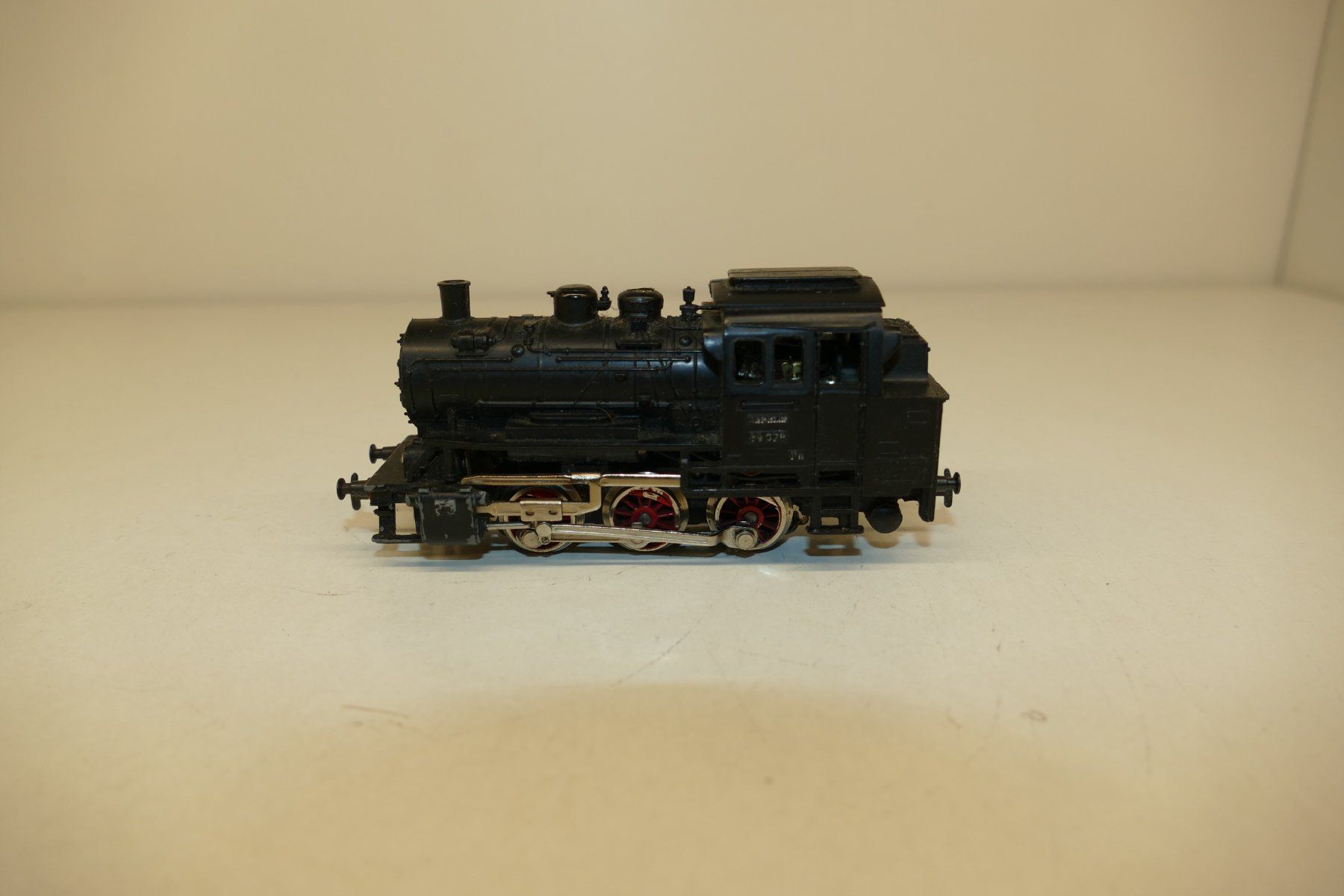 Märklin Trains électriques: Märklin H0: DB Tenderdampflok BR89 – D'occasion à Niederhasli par rail-duerst 1
