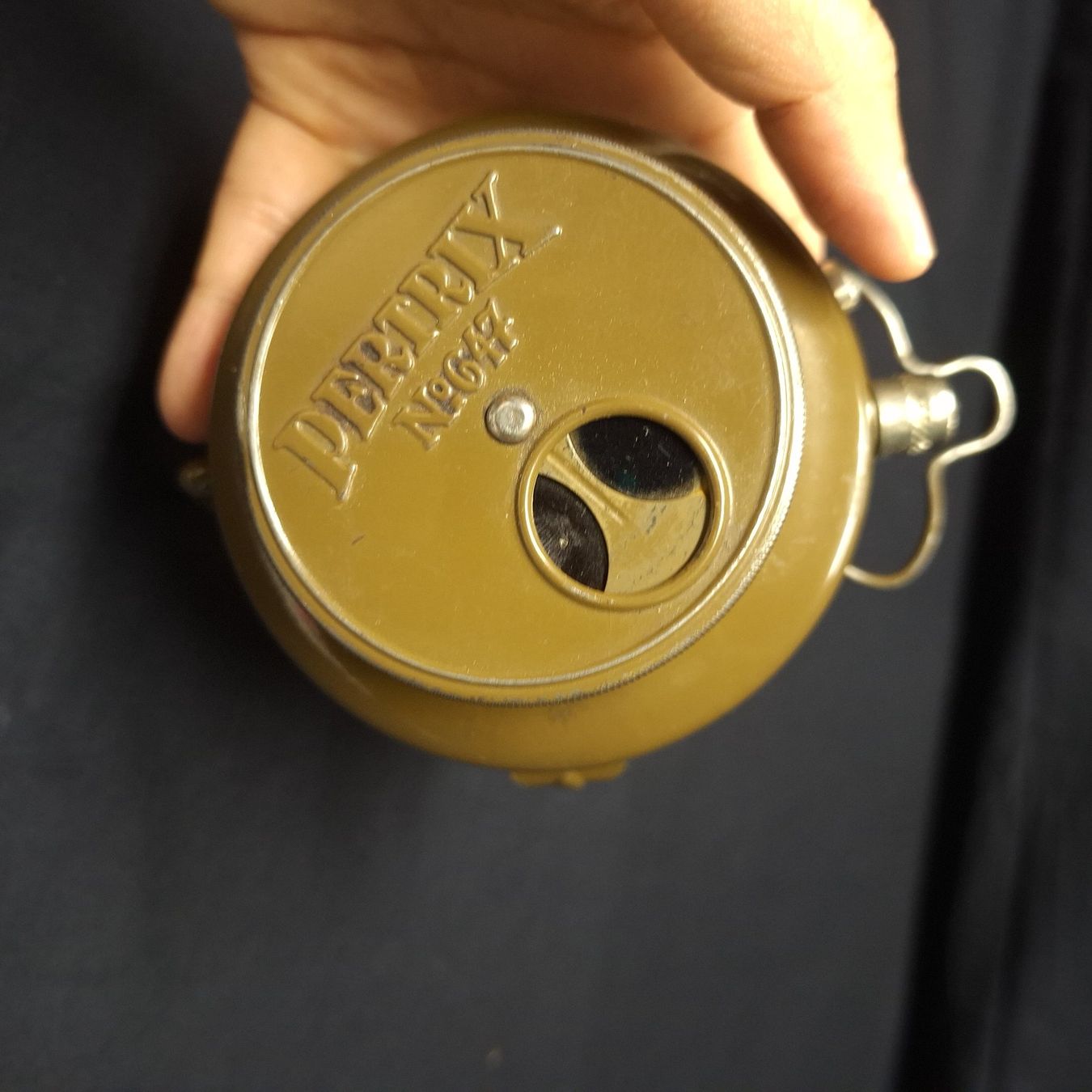 Lampen: Versand möglich! Alte Taschenlampe Petrix 647 – Gebraucht aus Winterthur von Goldpipau 7