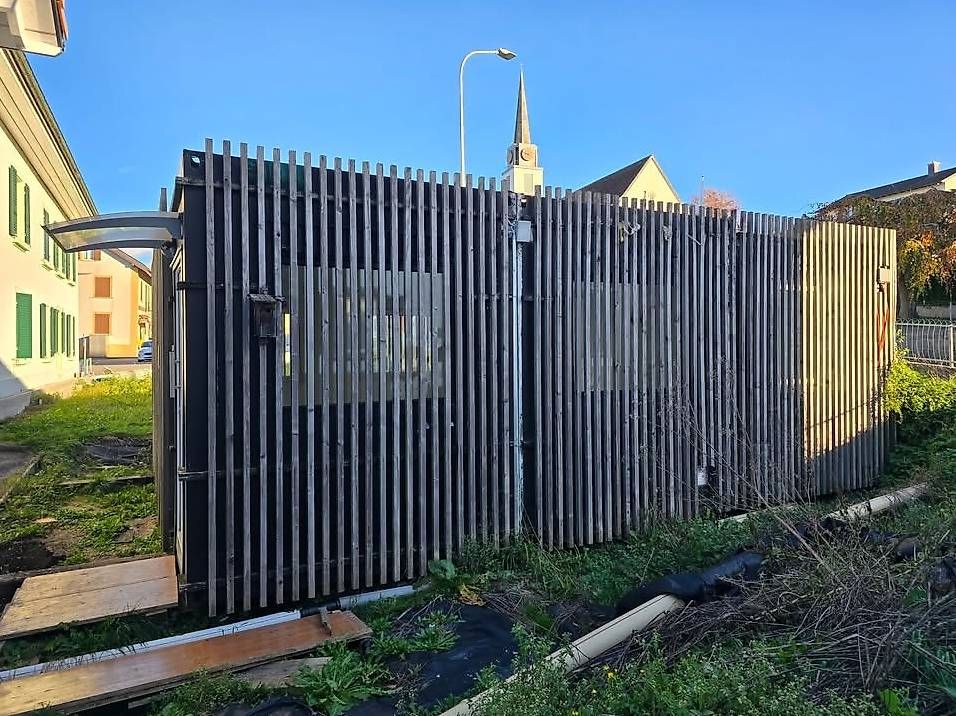 Contenitori edile: Container bureau – Usato da Courfaivre venduto da Jololoriol