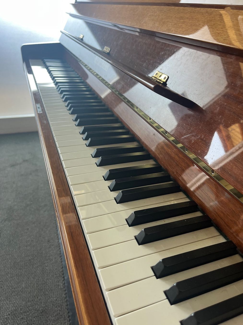 Strumenti musicali: Piano droit W.Hoffmann – Usato da Montagny-Yverdon venduto da br3_y2tq 1