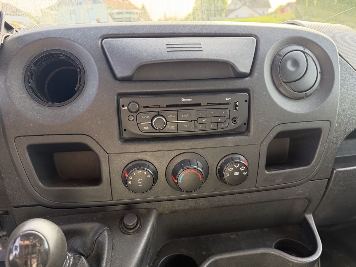Renault Veicoli commerciali: Renault Master T35 2.3 Diesel L3 H2 – Usato da Amriswil venduto da Autocent 9
