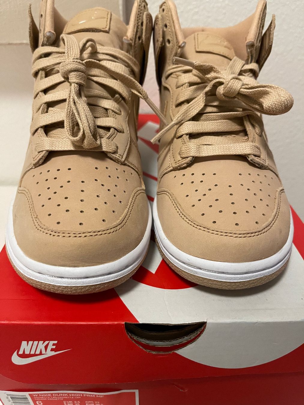 Nike Scarpe da donna: Nike Dunk High Womens " Vachetta Tan " Eu 36.5 – Nuovo e nell'imballaggio originale da Luzern venduto da blumentopf783 1