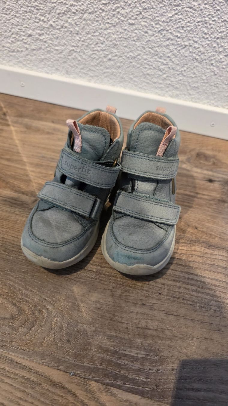 Superfit Schuhe für Jungen: Superfit Kinderschuhe Gr. 23 – Gebraucht aus Muhen von der_vpb8