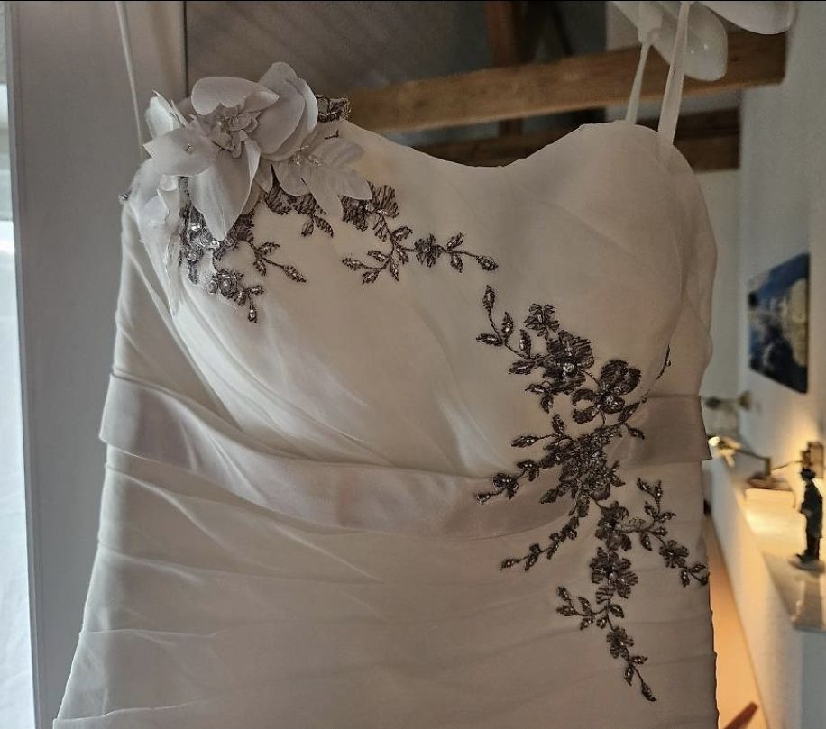 Vestiti: Hochzeitskleid Grösse 38 – Usato da Sarmenstorf venduto da Turischt 1