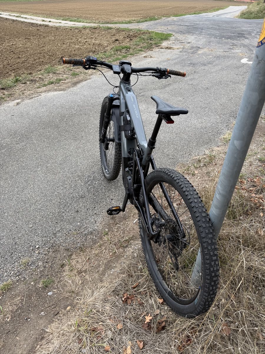 Focus Biciclette: E-Bike Fully Grau – Usato da döttingen venduto da strunz02 1