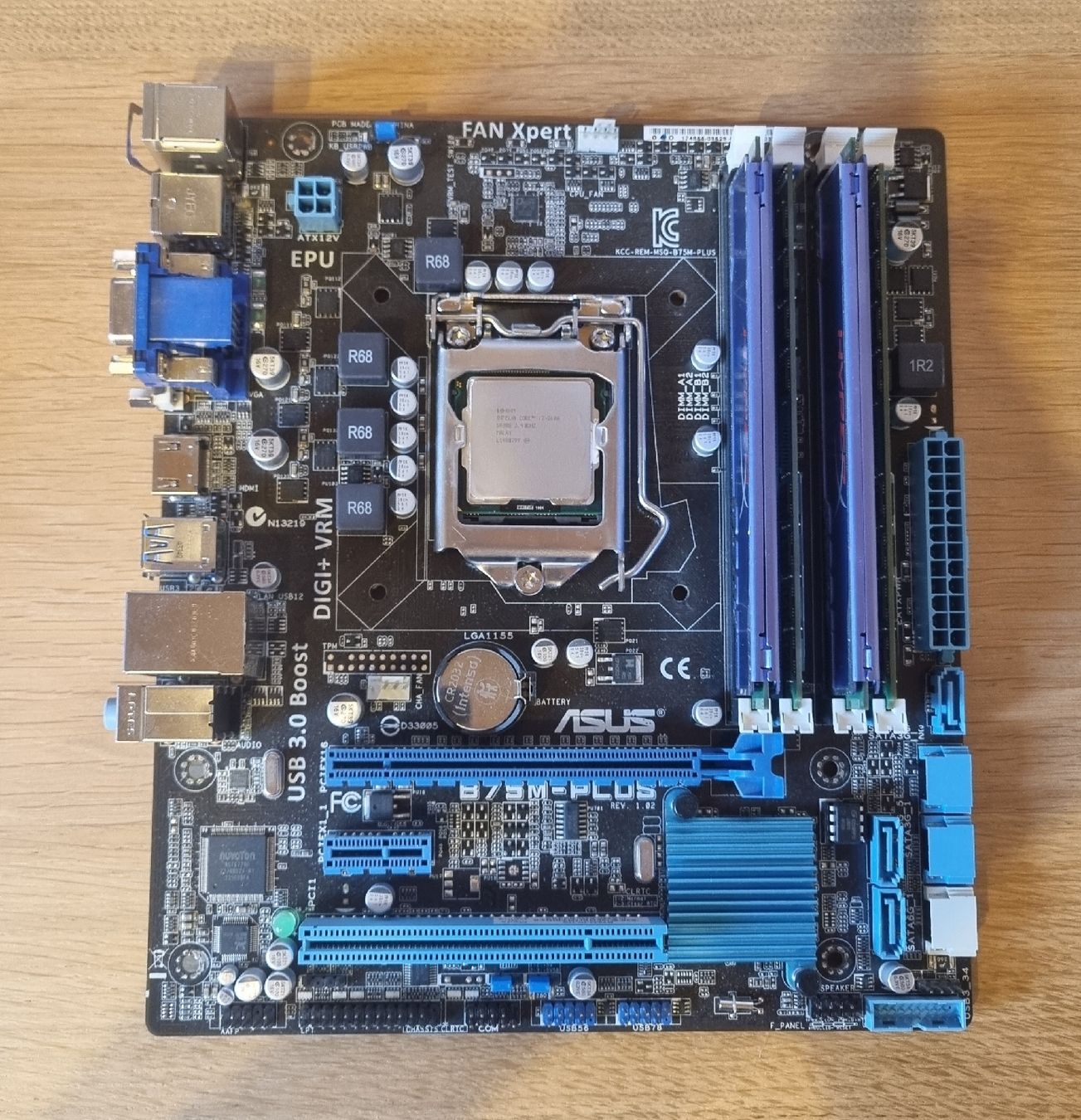 Asus PC: ASUS B75M-PLUS, Intel i7-2600, 12GB RAM, CPU Kühler – Usato da Reinach AG venduto da schreiner90