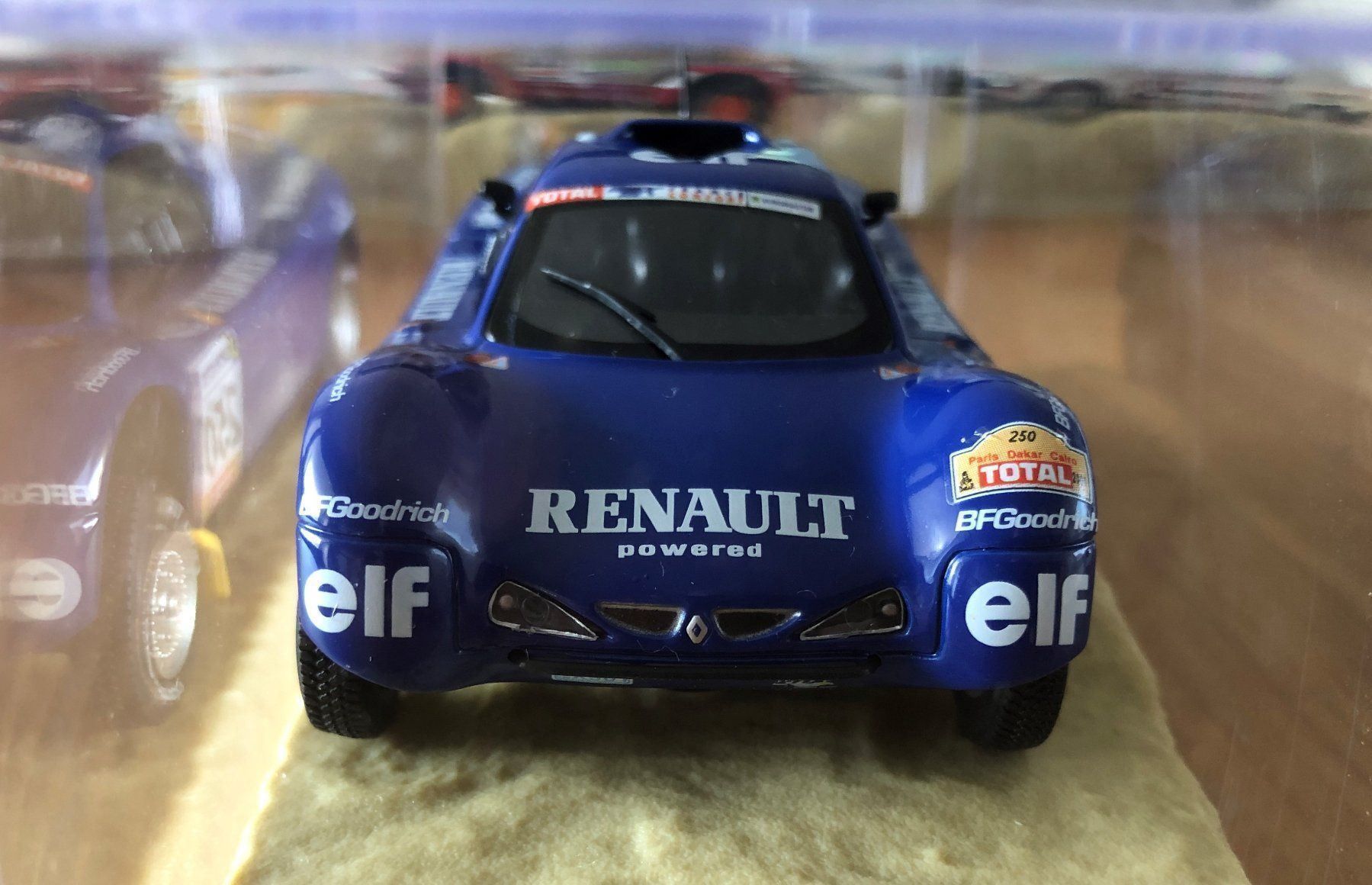 Norev Modellini d'auto: Buggy Megane Schlesser 2000 Dakar – Nuovo e nell'imballaggio originale da Meilen venduto da rdv_n7s9 2
