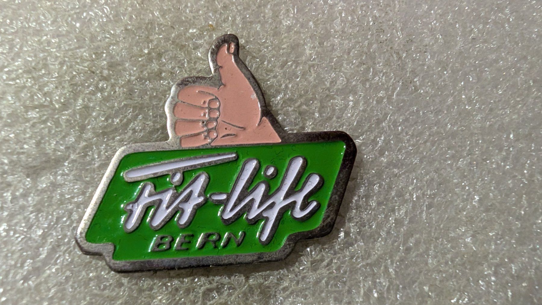 Placchette & Badge: Ansteckpin 166: Fit Life Bern – Usato da Oppligen venduto da Pin-Fall-Shop