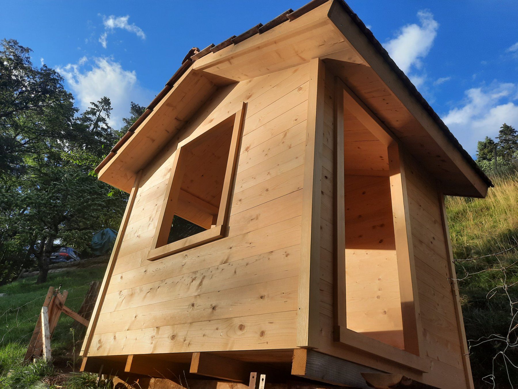 Casette da giardino & serre: Gartenhaus Blockhaus Hühnerstall – Nuovo (secondo la descrizione) da Heiligenschwendi venduto da kiplimo