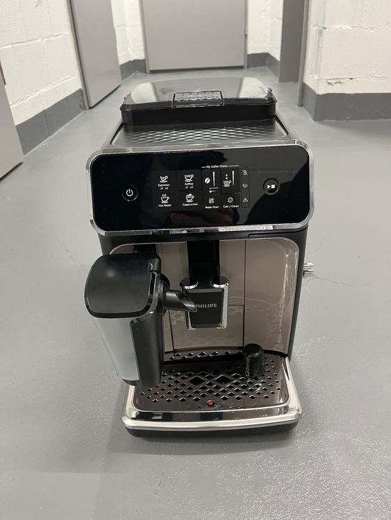 Philips 2200 Serie Kaffeevollautomat (Gebraucht) in Oberägeri für CHF ...