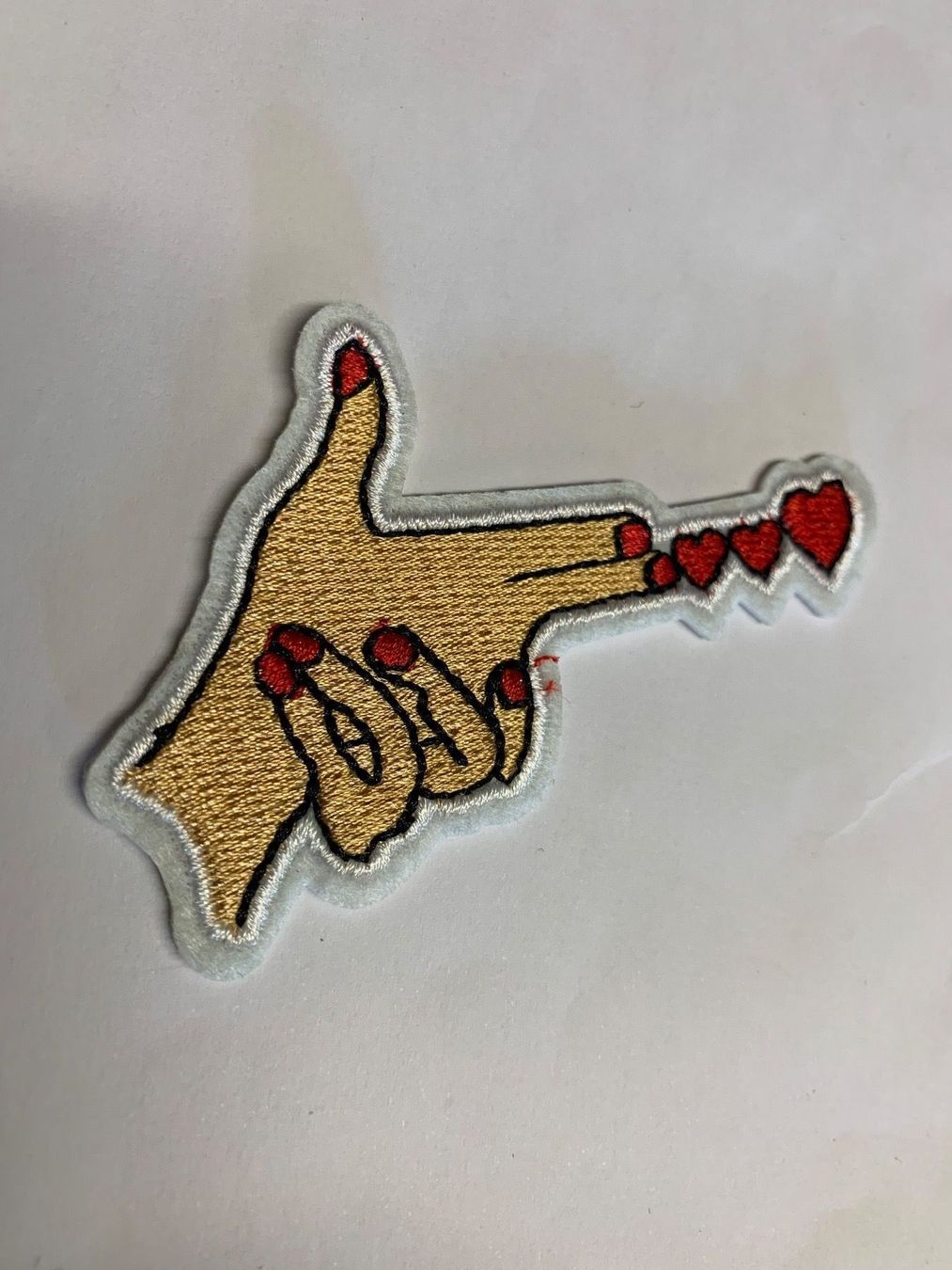 Toppe: Gun Hand Badge / Aufnäher – Nuovo e nell'imballaggio originale da Ostermundigen venduto da Mcone