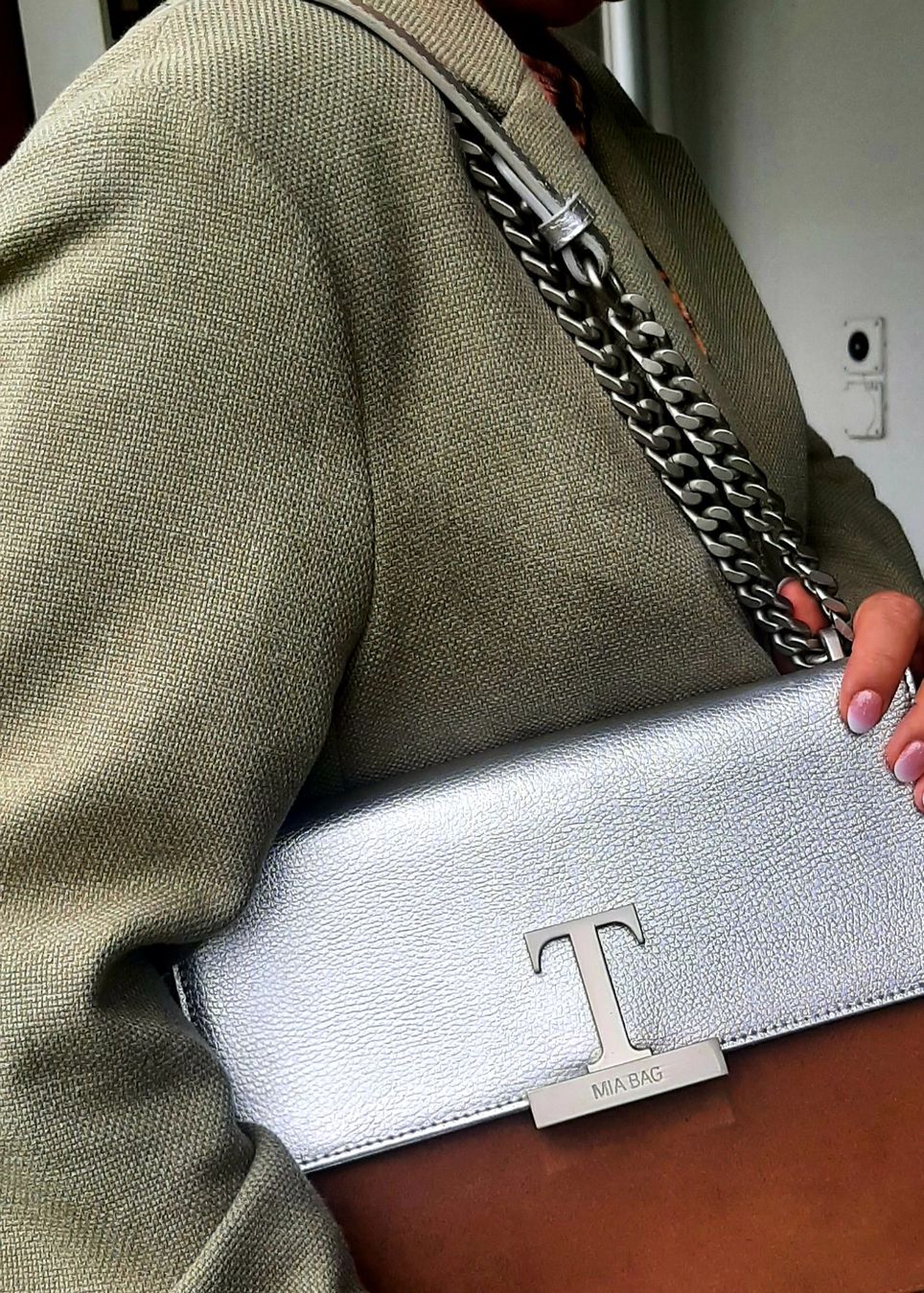 Borse da donna: Handtasche Mia Bag "T" – Usato da kloten venduto da Docsgirl 5