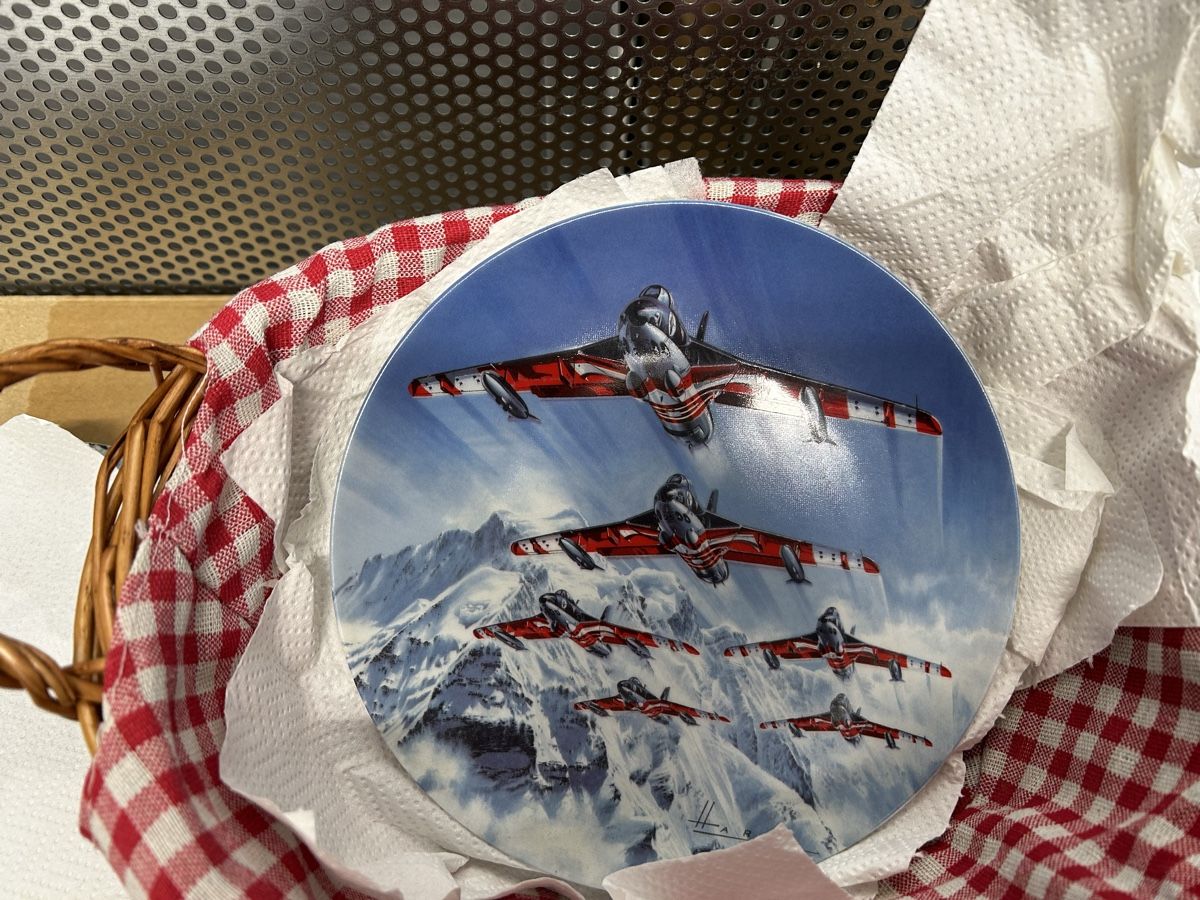 Teller: Schweizer Luftwaffe - Sammelteller – Gebraucht aus Horw von Neotrion 2