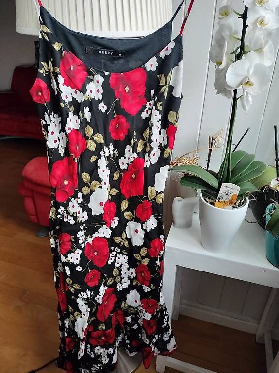 Vestiti: Herry Kleid, gemustert Gr. 38 – Usato da Aarau venduto da Obdulia 1