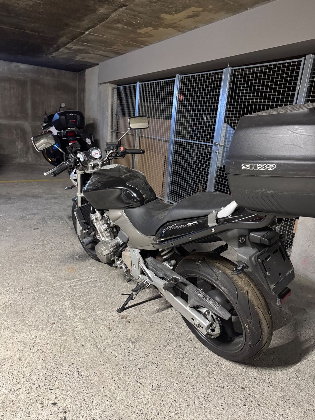 Honda Strada: Honda Hornet 600 – Usato da Belmont-Lausanne venduto da A.ndre 3