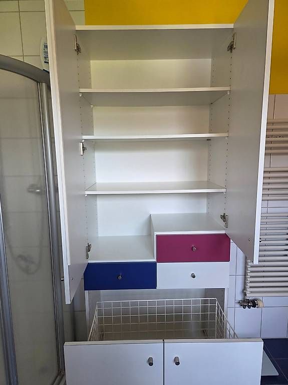 Armadi: Schrank weiss Badezimmer  – Usato da Altstätten SG venduto da Ramosch 1