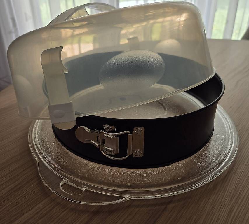 Teglie da forno: Back- und Servierform / Tortenplatte / Frischhaltehaube – Usato da Thalwil venduto da and_fdf5 4