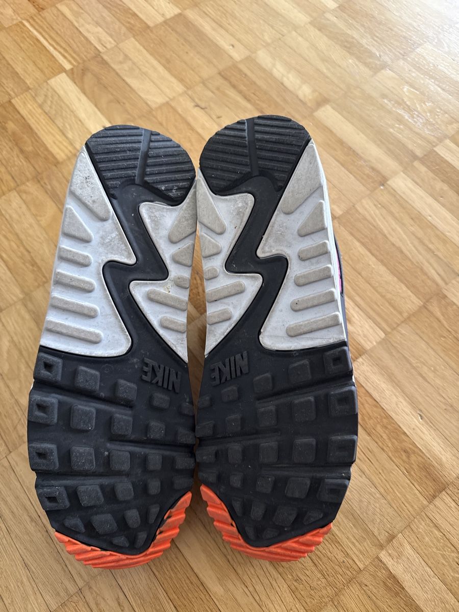 Nike Scarpe da uomo: Nike Air Max 90 Dunkin Donut Edition  – Usato da Sisseln AG venduto da Gommibaerli87 4