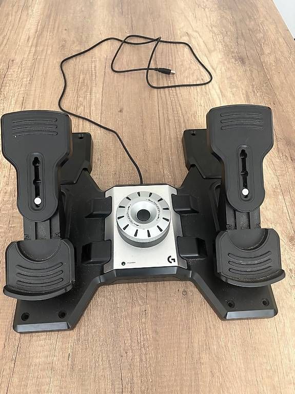 Controller:     Logitech X56 HOTAS + Pedale + 2x Oplite Halter – Gebraucht aus Büsserach von Jmtm88 3