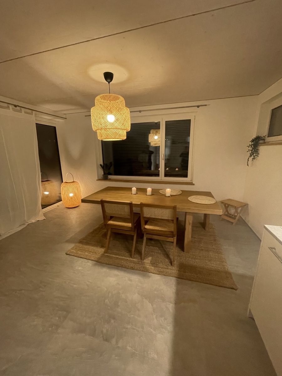 Tables: Table – D'occasion à Neuenegg par Sarytha_22