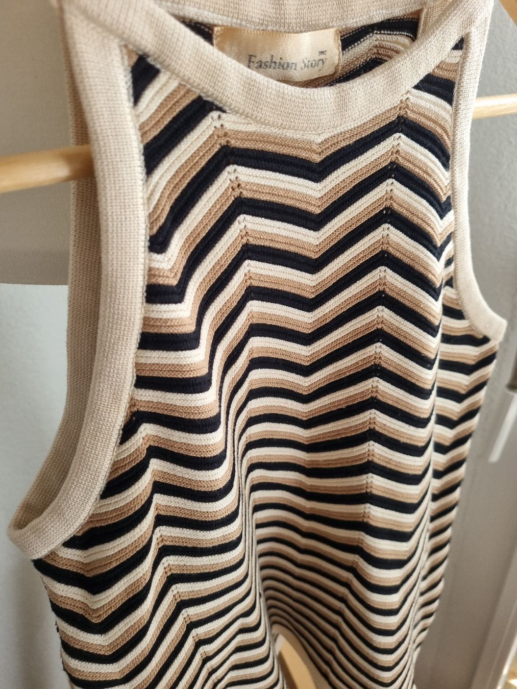 Top: Halter Neck Top Size S – Nuovo (secondo la descrizione) da Aigle venduto da Smagbrelle18 1