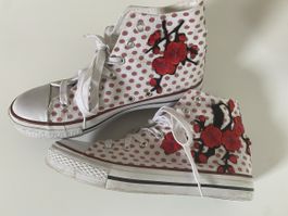 Sneaker Schuhe Gr. 39, mit Blumenmuster